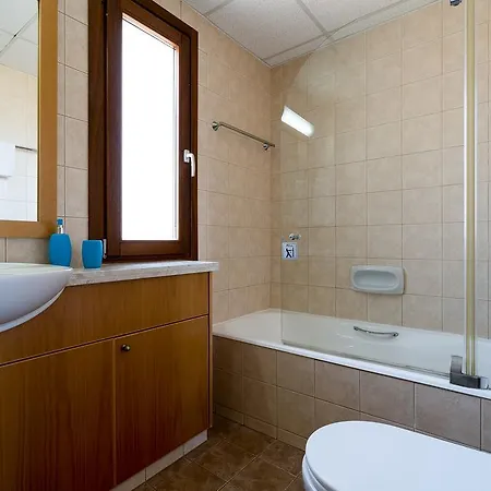 2 Bedroom Villa Kornos With Private Pool And Golf Views, Aphrodite Hills Resort Kouklia Exterior photo