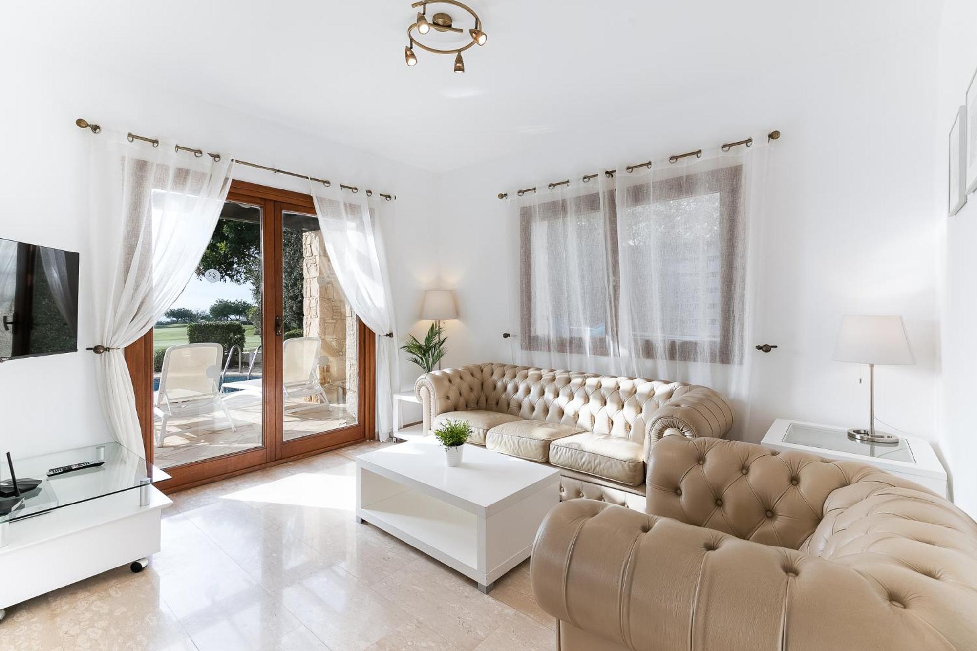 2 Bedroom Kornos With Private Pool And Golf Views, Aphrodite Hills Villa *