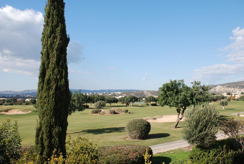 2 Bedroom Kornos With Private Pool And Golf Views, Aphrodite Hills